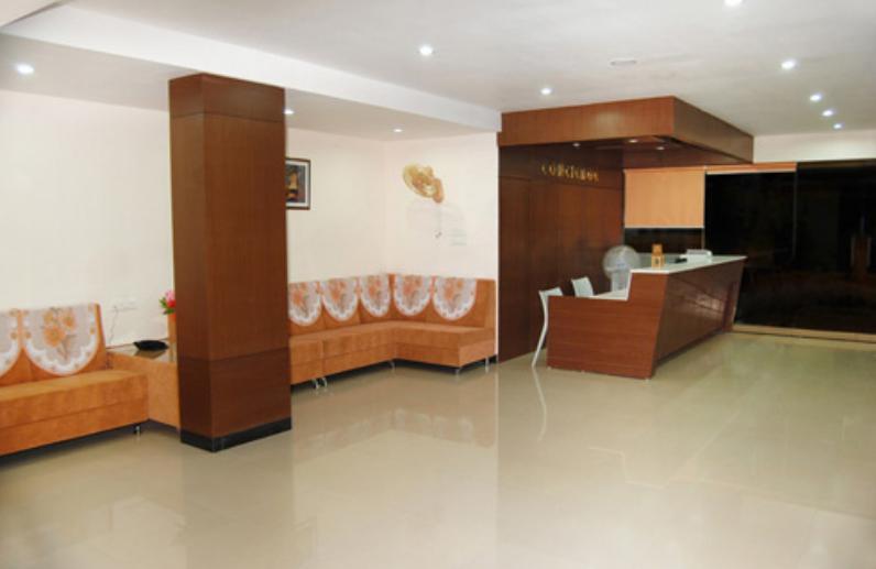 Balaji Grand Hotel Kakinada Exterior photo